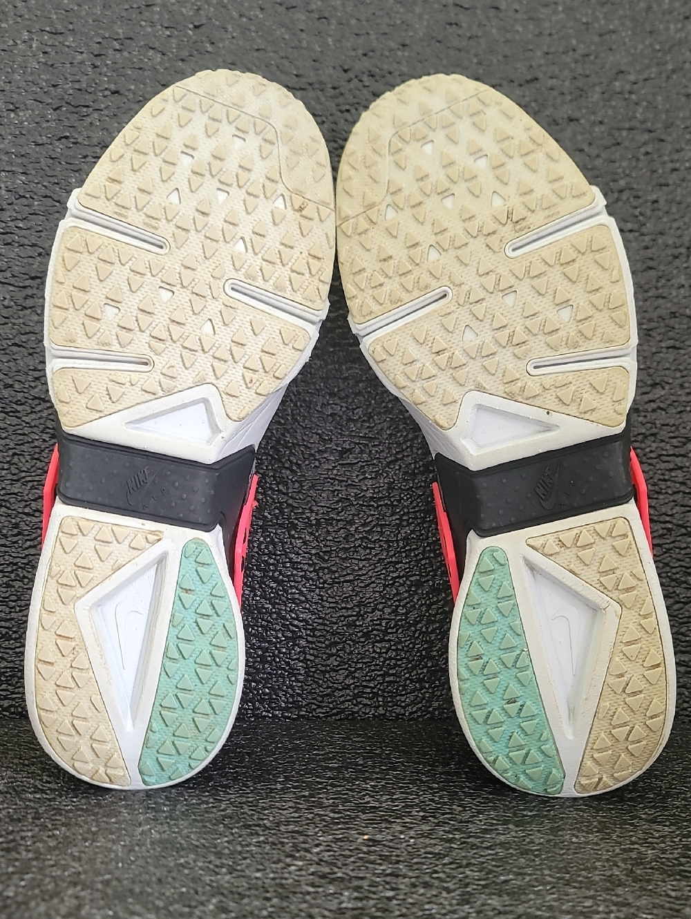 Nike Air Huarache Drift Premium 'South Beach' Mens 10.5 Fast Shipping - Picture 8 of 14